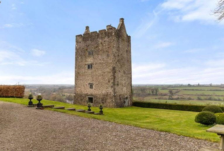 Killahara Castle, Republic of Ireland, Ireland